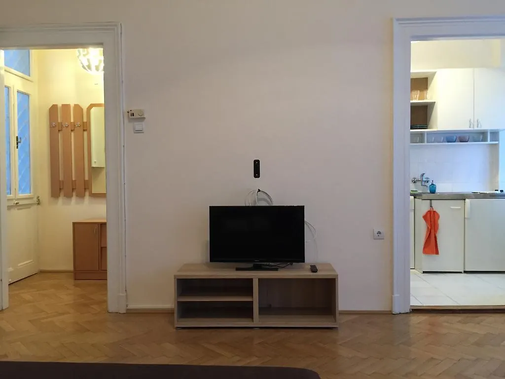 Jazz Apartment Budapest 0*,